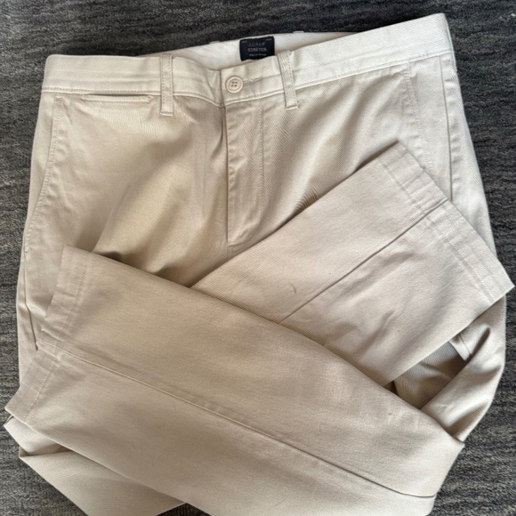 J  CREW 484 Slim-fit stretch chino pant- khaki W31" L30' - Picture 3 of 5